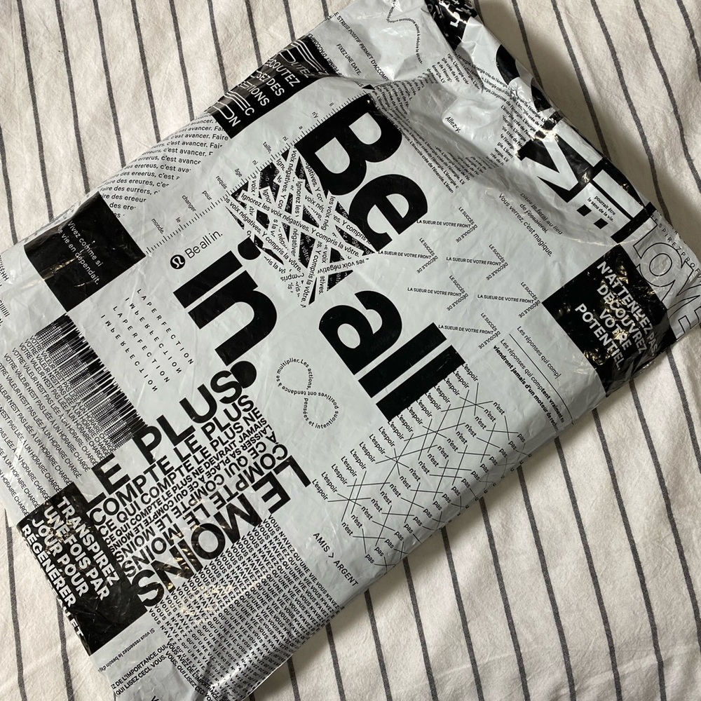 Lululemon (NWOT) WATER DROP 💧RARE🦋 Align Pant 28" - Picture 7 of 7